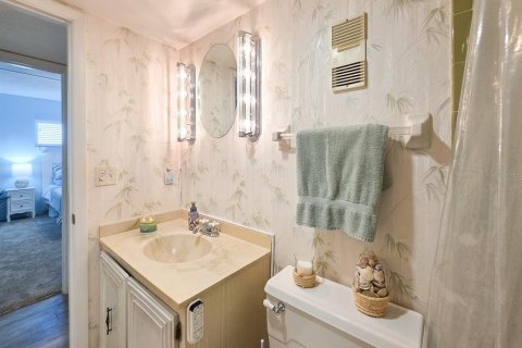 Condo in Port Orange, Florida, 3 bedrooms  № 2195730 - photo 30