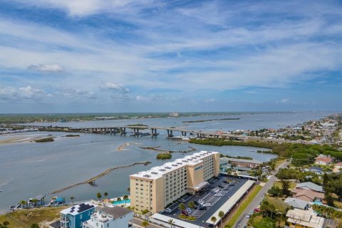 Condo in Port Orange, Florida, 3 bedrooms  № 2195730 - photo 8