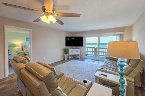 Condo in Port Orange, Florida, 3 bedrooms  № 2195730 - photo 13
