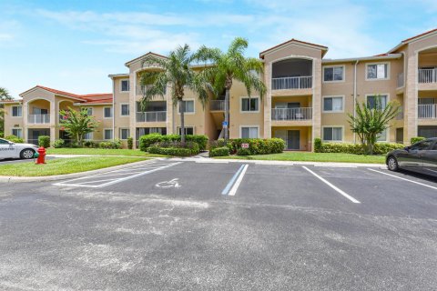 Condo à Vero Beach, Floride, 2 chambres № 2240456