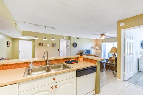 Copropriété à vendre à Vero Beach, Floride: 2 chambres, 105.91 m2 № 2240456 - photo 13