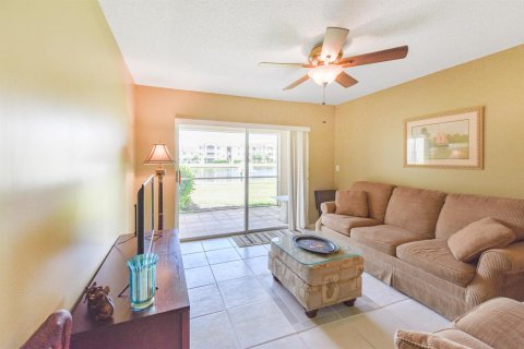 Copropriété à vendre à Vero Beach, Floride: 2 chambres, 105.91 m2 № 2240456 - photo 7