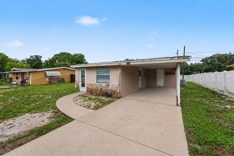 Casa en venta en Largo, Florida, 3 dormitorios, 99.13 m2 № 2199691 - foto 2