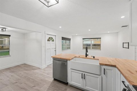 Casa en venta en Largo, Florida, 3 dormitorios, 99.13 m2 № 2199691 - foto 8
