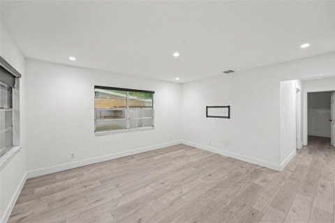 Casa en venta en Largo, Florida, 3 dormitorios, 99.13 m2 № 2199691 - foto 5