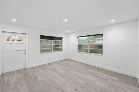 Casa en venta en Largo, Florida, 3 dormitorios, 99.13 m2 № 2199691 - foto 4
