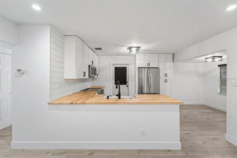 Casa en venta en Largo, Florida, 3 dormitorios, 99.13 m2 № 2199691 - foto 12