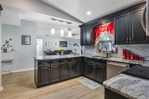 Casa en venta en Leesburg, Florida, 3 dormitorios, 187.29 m2 № 1904026 - foto 22