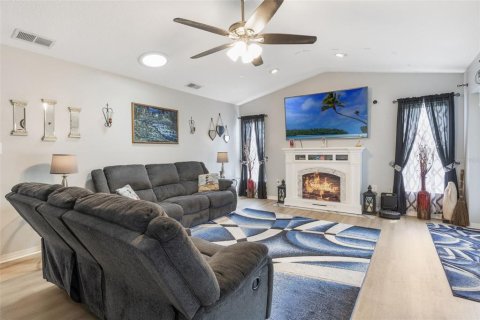 Casa en venta en Leesburg, Florida, 3 dormitorios, 187.29 m2 № 1904026 - foto 10