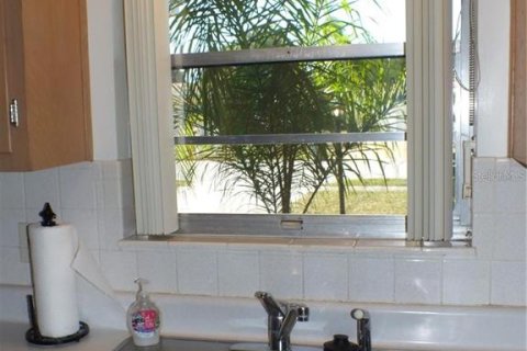 House in Sarasota, Florida 2 bedrooms, 116.03 sq.m. № 1744337 - photo 11