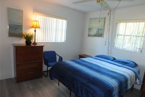 House in Sarasota, Florida 2 bedrooms, 116.03 sq.m. № 1744337 - photo 9