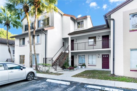 Apartamento en Miami, Florida 2 dormitorios, 121.89 m2 № 2025242