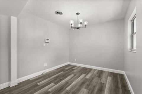 House in Orlando, Florida 3 bedrooms, 127.93 sq.m. № 1876106 - photo 7