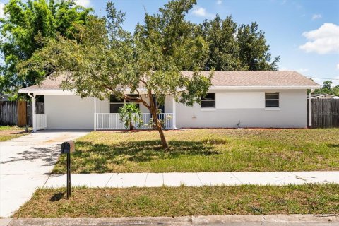 House in Orlando, Florida 3 bedrooms, 127.93 sq.m. № 1876106 - photo 1