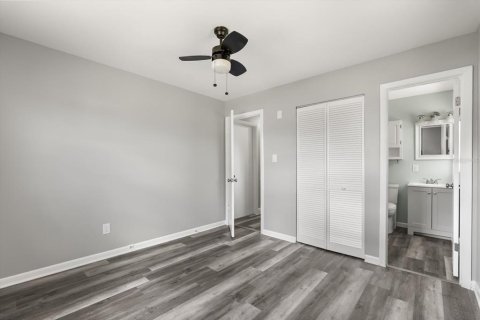 House in Orlando, Florida 3 bedrooms, 127.93 sq.m. № 1876106 - photo 18