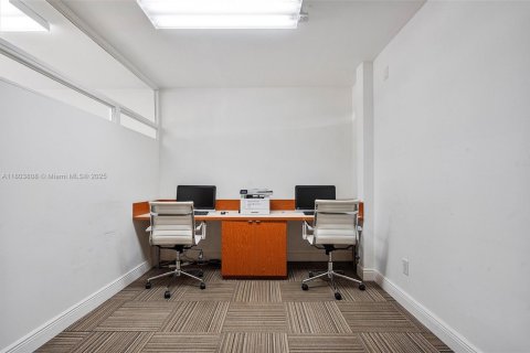 Купить кондоминиум в Серфсайд, Флорида 1 спальня, 86.31м2, № 2013504 - фото 16