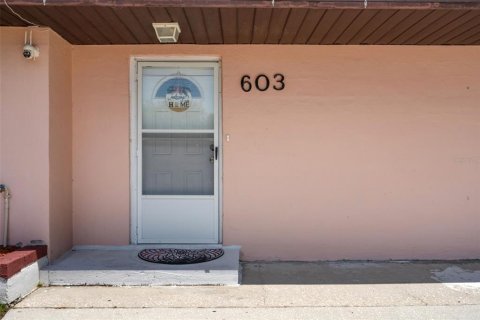 House in Kissimmee, Florida 3 bedrooms, 157 sq.m. № 1719220 - photo 9