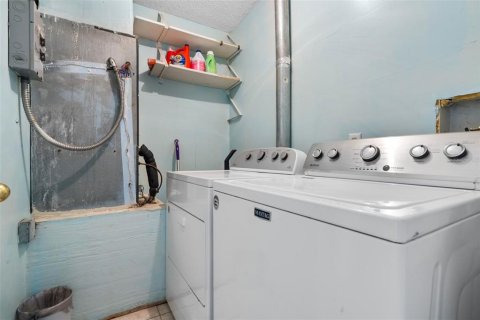 House in Kissimmee, Florida 3 bedrooms, 157 sq.m. № 1719220 - photo 26