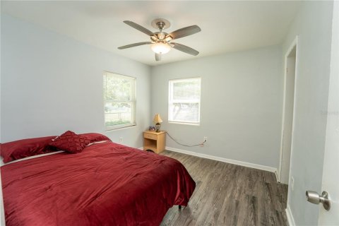 House in Orlando, Florida 3 bedrooms, 99.78 sq.m. № 1648484 - photo 13