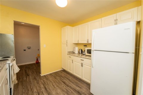 House in Orlando, Florida 3 bedrooms, 99.78 sq.m. № 1648484 - photo 4