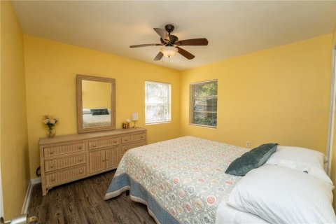 House in Orlando, Florida 3 bedrooms, 99.78 sq.m. № 1648484 - photo 15
