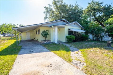 House in Orlando, Florida 3 bedrooms, 99.78 sq.m. № 1648484 - photo 1