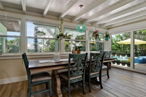 House in Holmes Beach, Florida 4 bedrooms, 223.8 sq.m. № 2238342 - photo 10