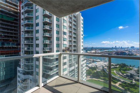 Condo in Miami, Florida, 2 bedrooms  № 2168275 - photo 24