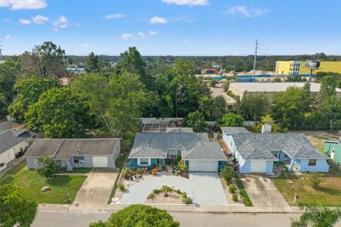 Casa en venta en Port Richey, Florida, 2 dormitorios, 115.2 m2 № 1905475 - foto 20