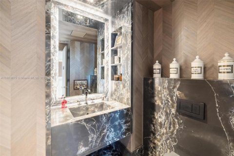 Купить кондоминиум в Майами, Флорида 4 спальни, 354.14м2, № 1928672 - фото 22