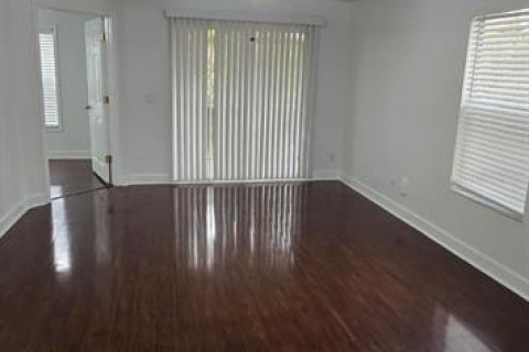 Appartement à louer à Kissimmee, Floride: 3 chambres, 113.34 m2 № 2151135 - photo 6