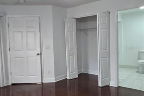 Appartement à louer à Kissimmee, Floride: 3 chambres, 113.34 m2 № 2151135 - photo 2