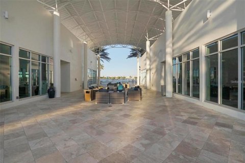 Condo in Daytona Beach, Florida, 2 bedrooms  № 1894040 - photo 26