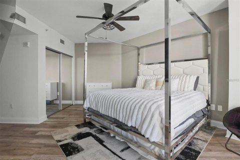 Condo in Daytona Beach, Florida, 2 bedrooms  № 1894040 - photo 9