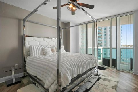 Condo in Daytona Beach, Florida, 2 bedrooms  № 1894040 - photo 4