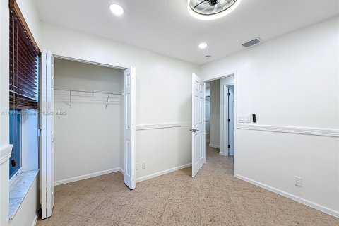 Villa ou maison à louer à Miramar, Floride: 4 chambres, 137.22 m2 № 1986388 - photo 16