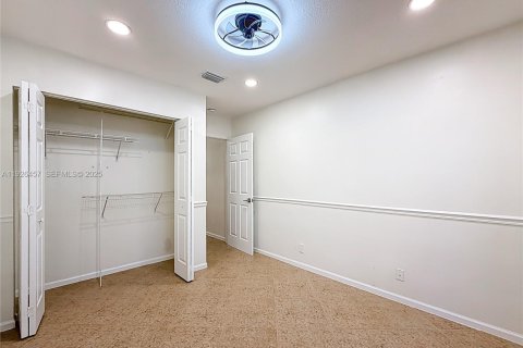 Villa ou maison à louer à Miramar, Floride: 4 chambres, 137.22 m2 № 1986388 - photo 25