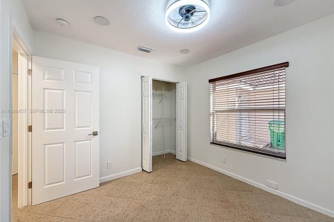 Villa ou maison à louer à Miramar, Floride: 4 chambres, 137.22 m2 № 1986388 - photo 21