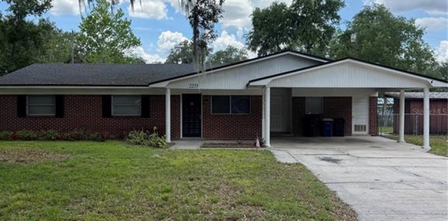 House in Bartow, Florida 4 bedrooms, 140.75 sq.m. № 2148378