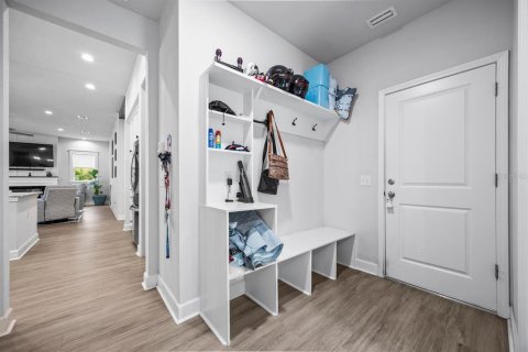 Casa en venta en Alachua, Florida, 4 dormitorios, 210.8 m2 № 1854656 - foto 11