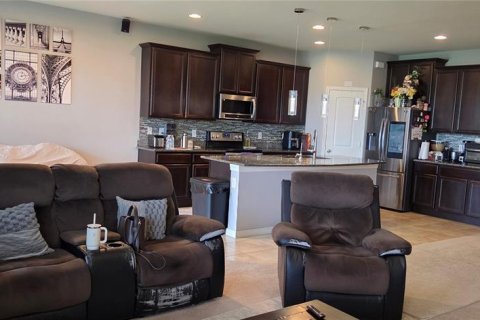 House in MAGNOLIA PARK in Riverview, Florida 4 bedrooms, 265.61 sq.m. № 2318536 - photo 20