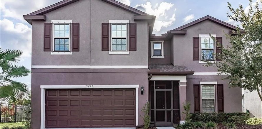 House in MAGNOLIA PARK in Riverview, Florida 4 bedrooms, 265.61 sq.m. № 2318536