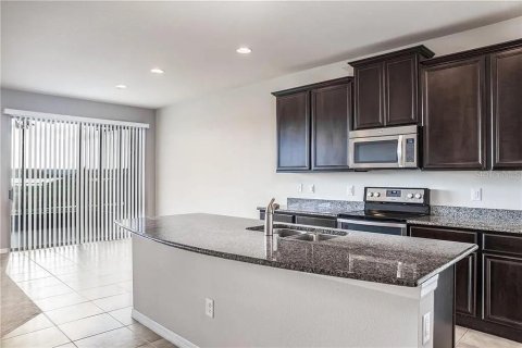 House in MAGNOLIA PARK in Riverview, Florida 4 bedrooms, 265.61 sq.m. № 2318536 - photo 19