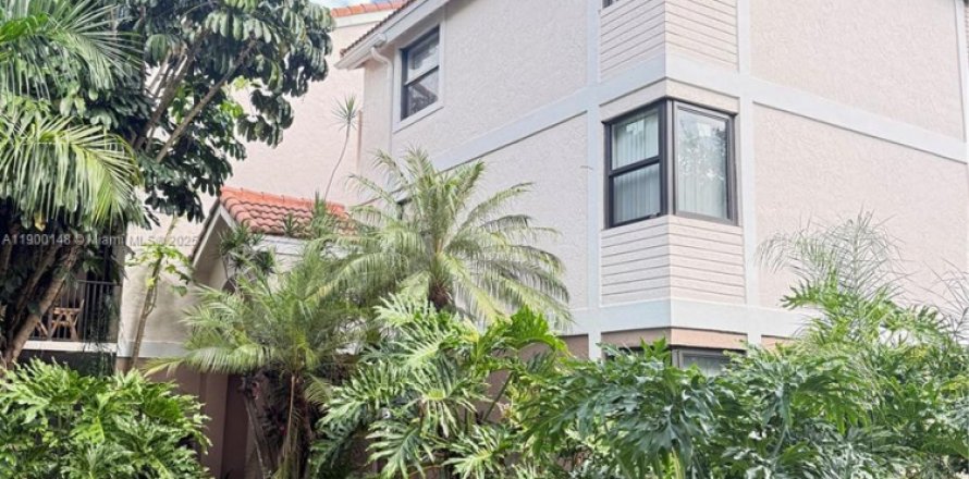 Condo in Plantation, Florida, 2 bedrooms  № 1952668