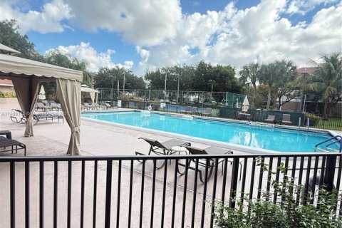 Condo in Plantation, Florida, 2 bedrooms  № 1952668 - photo 17