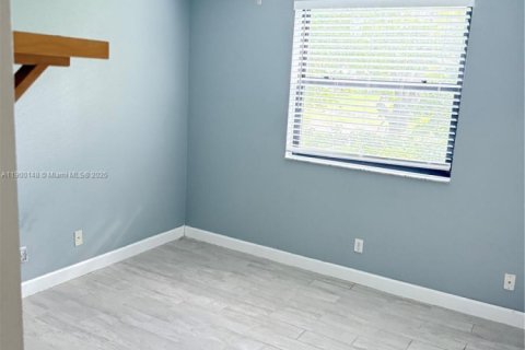 Condo in Plantation, Florida, 2 bedrooms  № 1952668 - photo 13