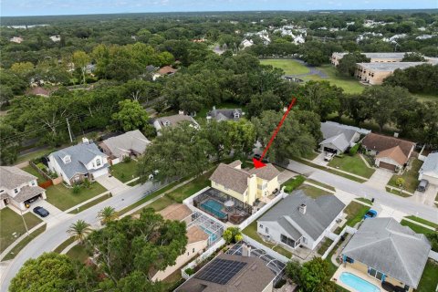 House in Palm Harbor, Florida 4 bedrooms, 216.65 sq.m. № 1869795 - photo 14