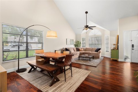 House in Palm Harbor, Florida 4 bedrooms, 216.65 sq.m. № 1869795 - photo 20