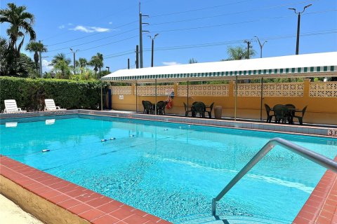 Copropriété à louer à North Miami Beach, Floride: 1 chambre, 71.72 m2 № 2168790 - photo 22