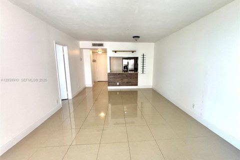 Copropriété à louer à North Miami Beach, Floride: 1 chambre, 71.72 m2 № 2168790 - photo 12